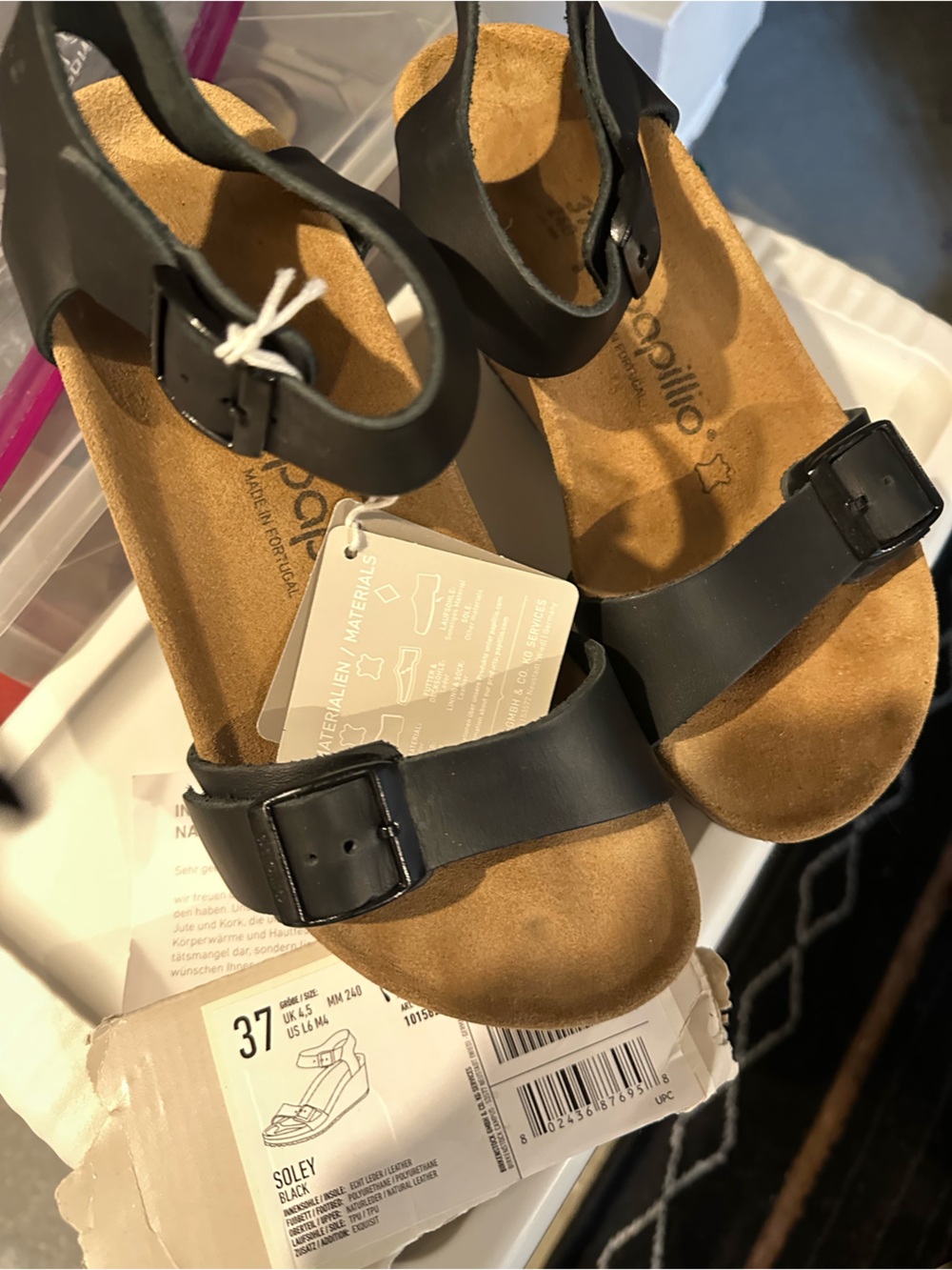 NWT Papillio Black Buckle Sandal Soley. Size37.